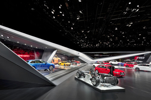 Schmidhuber entwickelt für Weltpremiere des Audi R8 den „R8 Flash“