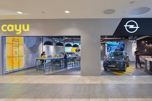 Opel verbindet Offline- und Online-Shopping im Cayu-Store