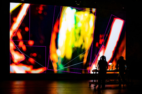 ASC realisiert Videowall-Installation in Hamburger Hochschule