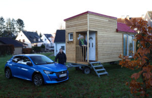 Peugeot und „The Real Life Guys“ errichten Tiny House Peugeot Tiny House (Foto: Peugeot Kommunikation)