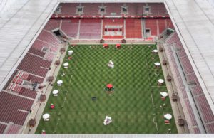 Fußball und BBQ im RheinEnergieStadion mit REWE REWE ermöglichte BBQ im RheinEnergieSTADION