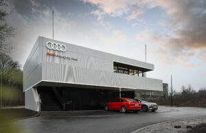 Audi charging hub bei der NürnbergMesse nimmt Betrieb auf Audi charging hub (Fotos: Audi)