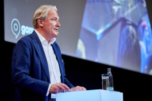 Gerald Böse bei der Eröffnungspressekonferenz