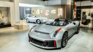 Weltweit erster Porsche Brand Store in Stuttgart (Fotos: Porsche AG)