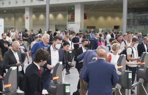 analytica und ceramitec bekommen neuen Termin Besucher bei der ceramitec (Foto: Messe München)