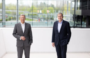 Dr. Roland Fleck und Peter Ottmann (von links, Foto: Ralf Rödel/NürnbergMesse)