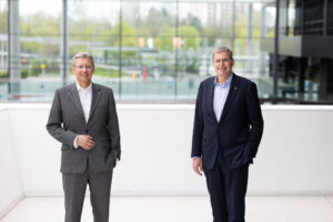 Dr. Roland Fleck und Peter Ottmann (von links, Foto: Ralf Rödel/NürnbergMesse)