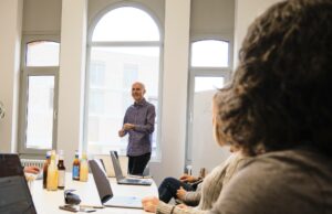 fwd: und IFES starten mit 2bdifferent weitere Konvoi-Lösung