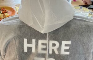 #SocialDay: insglück engagierte sich beim Weltglückstag