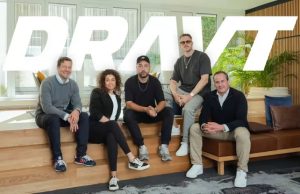 Rebecca Zenner und Tommy Gmür mit dem Dravt-Team (Fotos: Dojo Advertising GmbH)
