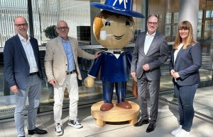 Markus Geisenberger (Geschäftsführer Leipziger Messe), Peter Plan (Geschäftsführer event-ex ag), Martin Buhl-Wagner (Geschäftsführer Leipziger Messe) und Silvana Kürschner, Prokuristin LMI (von links, Foto: Leipziger Messe)