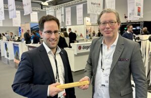 Prof. Dr. Lothar Winnen und Prof. Dr. Dirk Hagen (von links, Foto: degefest)