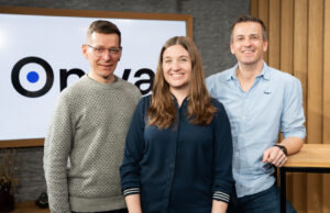 Simon Gadient, Anna Fredholm und Marc Blindenbacher (von links, Foto: Oniva AG)