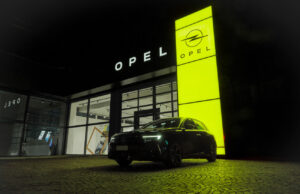 Opel rollt neues CI-Konzept für Showrooms aus (Fotos: Stellantis Germany)