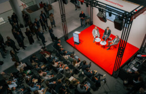 Stage bei der Frankfurter Buchmesse 2024 (Foto: Frankfurter Buchmesse/Domenic Driessen)