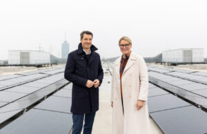 Messechef Lorenz A. Rau mit Oberbürgermeisterin Eva Weber (Foto: Messe Augsburg)