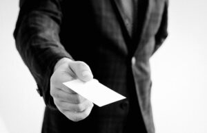 Geschäftskommunikation im digitalen Zeitalter: Warum analoge Mittel weiterhin Bedeutung haben