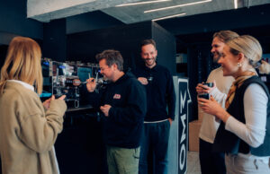 Greta Hermes (Eventmanagement F&B), Jasper Ramm (Geschäftsführer OMR), Philipp Westermeyer (Gründer und Geschäftsführer OMR), Daniel Loreck (Brand Partnerships), Lara Marquass (Eventmanagement F&B) (von links, Foto: Janne Dierks)