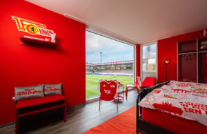 HomeToGo lässt Fans im Union Berlin-Stadion übernachten (Fotos: HomeToGo)