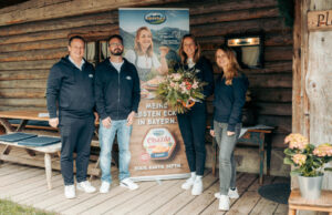 Alpenhain Hüttengaudi mit Franziska Preuß (Fotos: Alexander Schroer, Artvel/eachfilm/Alpenhain)