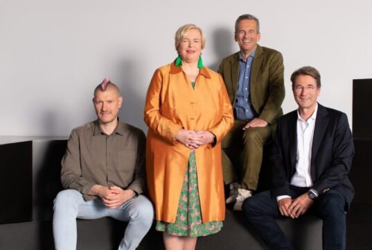 Sascha Lobo, Ulrike Hinrichs, Bernhard Fischer-Appelt und Dr. Ulrich Wandschneider (von links, Foto: fischerAppelt)