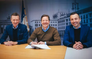 Thomas E. Herrich, Hendrik Schiphorst und Ralf Huschen (von links, Foto: Hertha BSC)