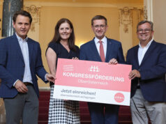 Andreas Winkelhofer (Geschäftsführer Oberösterreich Tourismus), Petra Riffert (Obfrau Fachgruppe Freizeit- und Sportbetriebe WKO OÖ), Wirtschafts- und Tourismus-Landesrat Markus Achleitner, Thomas Ziegler (Geschäftsführer Design Center Linz) (von links, Foto: Land OÖ/Kauder)