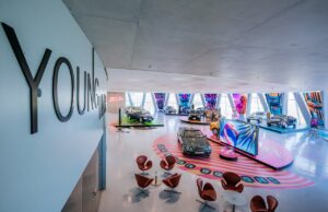 The Car is the Star: Mercedes-Benz Museum zeigt Youngtimer