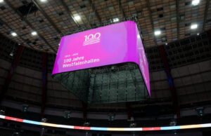 Neuer LED-Würfel mit vollbespielbaren, gerundeten Ecken (Foto: Westfalenhallen/DeinSocialMediaGmbH)