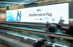 Media Frankfurt inszeniert Apple Pay am Flughafen Frankfurt Die Apple Pay-Kampagne am Flughafen Frankfurt (Fotos: Media Frankfurt)