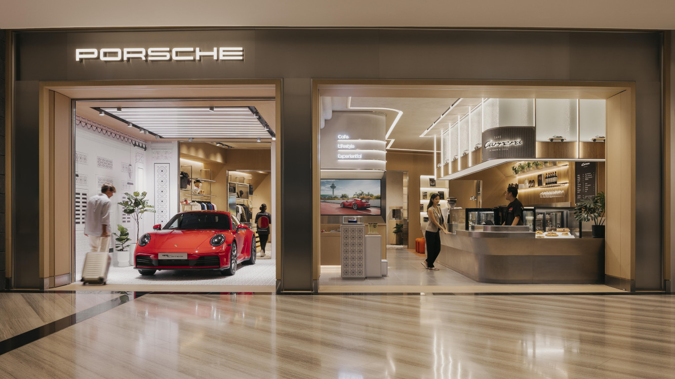Neue Porsche-Erlebniswelt im Jewel Changi Airport (Fotos: Porsche) Neue Porsche-Erlebniswelt im Jewel Changi Airport (Fotos: Porsche)