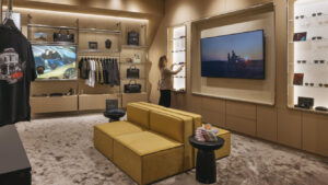 Neue Porsche-Erlebniswelt im Jewel Changi Airport (Fotos: Porsche)