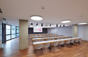 Neue Plattform für Tagungen in Böblingen und Sindelfingen Konferenzraum Schwarzwald-Saal (Foto: Jogi Hild)