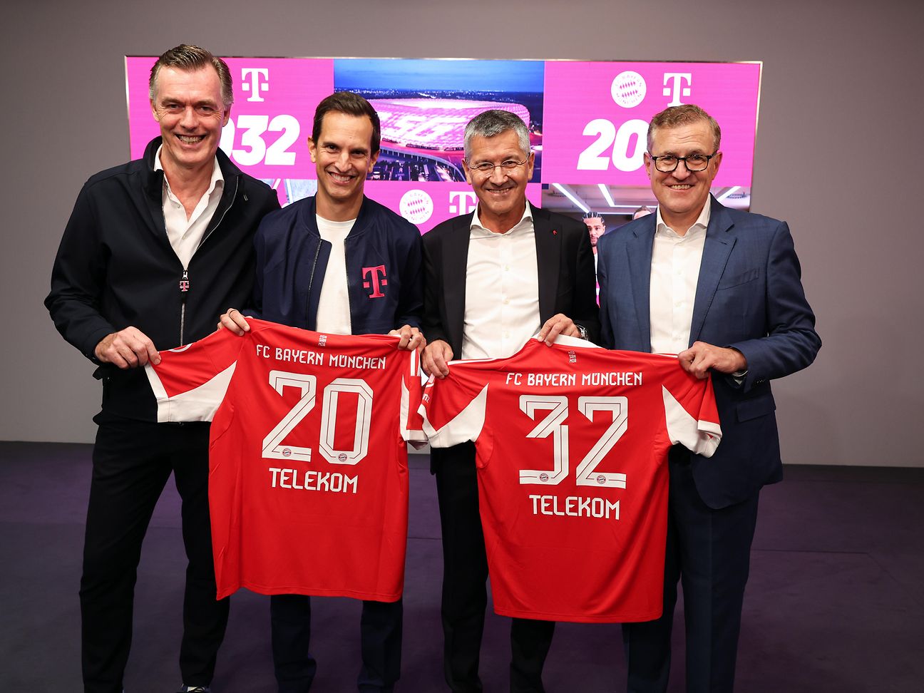 Michael Hagspihl, Rodrigo Diehl, Herbert Hainer und Jan-Christian Dreesen (von links, Foto: Deutsche Telekom) Michael Hagspihl, Rodrigo Diehl, Herbert Hainer und Jan-Christian Dreesen (von links, Foto: Deutsche Telekom)