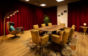 Loginn Hotel Berlin erweitert Tagungsraum-Angebot Loginn Hotel Berlin erweitert Angebot um zwei Tagungsräume im Retro-Stil (Foto: Achat Hotels)