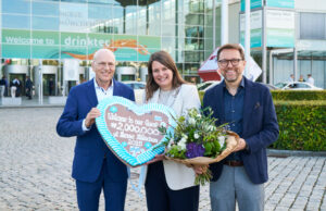 Zwei Millionen Besucher: Messe München zieht Zwischenbilanz Dr. Reinhard Pfeiffer, Ingrid Hovens und Stefan Rummel (von links, Foto: Messe München GmbH)
