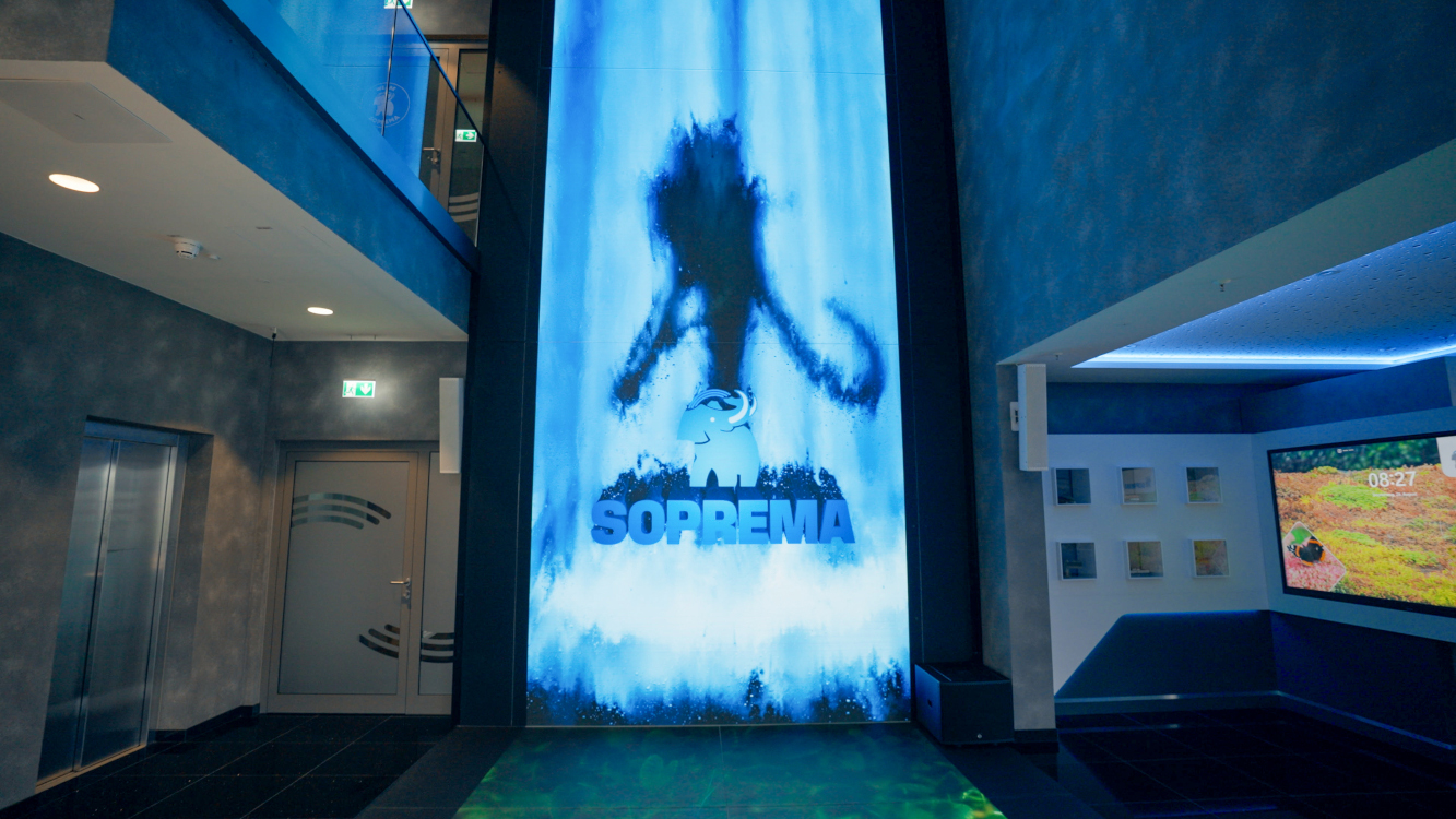 ASB GlassFloor mach Lobby im Soprema Mammut-Tower immersiv (Fotos: ASB GlassFloor) ASB GlassFloor mach Lobby im Soprema Mammut-Tower immersiv (Fotos: ASB GlassFloor)