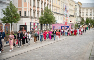 Tourismusverband Linz tritt Austrian Convention Bureau bei Convention4u Teilnehmer in der Linzer Innenstadt (Foto: Austrian Convention Bureau/convention-photography.at)