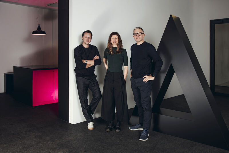 Denis Turkmanovic, Sabine Rogg und Stuart Bradbury (von links, Foto: Avantgarde) Denis Turkmanovic, Sabine Rogg und Stuart Bradbury (von links, Foto: Avantgarde)