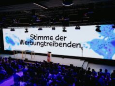 OWM Trendbarometer: Stagnierende Werbeausgaben in 2026 OWM Summit 2025 in Berlin (Foto: OWM)