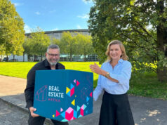 Neue Projektleitung für die Real Estate Arena Hartwig von Saß und Inga Frauendorf (Foto: Deutsche Messe)
