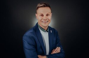 Bastian Fiedler verlängert bis 2031 als m:con-CEO Bastian Fiedler (Foto: m:con/Moritz Schleiffelder)