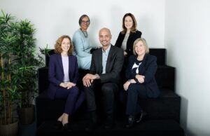 Congrex Switzerland erweitert die Geschäftsleitung Julia Bicher, Sabine Adam, Silvano Schär, Olivia Montanari Bürgin und Silvia Agster (von links, Foto: Congrex Switzerland)