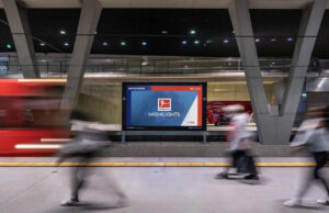 Ströer und Sky spielen Bundesliga-Clips im DOOH aus Ströer und Sky spielen Bundesliga-Clips im DOOH aus (Foto: Ströer)