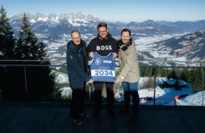 WWP-Group bleibt Vermarktungspartner der Hahnenkamm-Rennen bis 2034 Michael Huber (KSC), Robert Schmidle (WWP) und Christian Scherer (ÖSV) (von links, Foto: WWP)