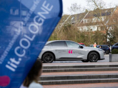 Mazda macht als Fahrzeugpartner die lit.Cologne mobil Mazda macht die lit.Cologne mobil (Foto: lit.Cologne/Hieronymus Rönneper)