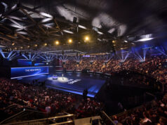 30.000 Mitarbeiter bei BMW i3-Premiere in München BMW i3-Premiere im BMW Park in München (Fotos: BMW Group)