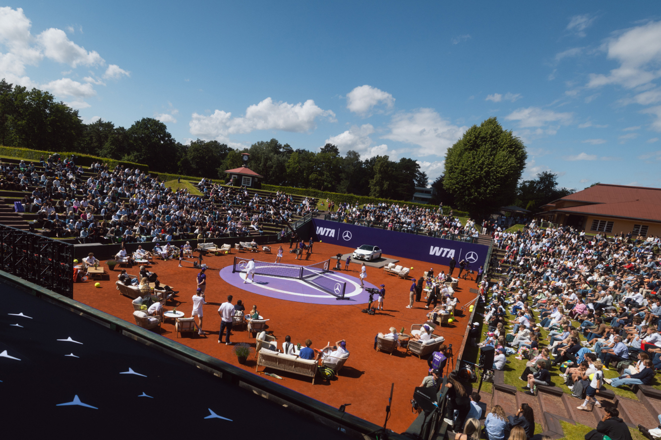 Mercedes-Benz Signature Court in Berlin (Fotos: Mercedes-Benz) Mercedes-Benz Signature Court in Berlin (Fotos: Mercedes-Benz)