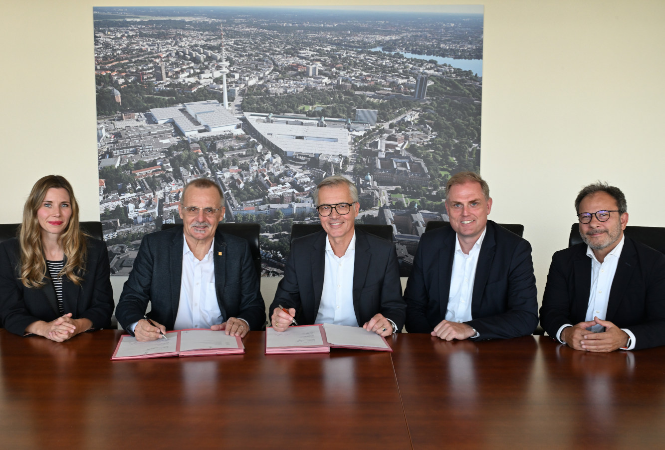 Mareike Windorf, Rudolf Staiger, Uwe Fischer, Christian Hesse und Ulas Boyaci (von links, Foto: Hamburg Messe und Congress/Michael Zapf) Mareike Windorf, Rudolf Staiger, Uwe Fischer, Christian Hesse und Ulas Boyaci (von links, Foto: Hamburg Messe und Congress/Michael Zapf)