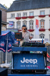 Jeep beim NFL Football Fest in Düsseldorf (Fotos: AP/NFL Deutschland)